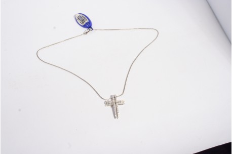 collana oro bianco e diamanti con croce